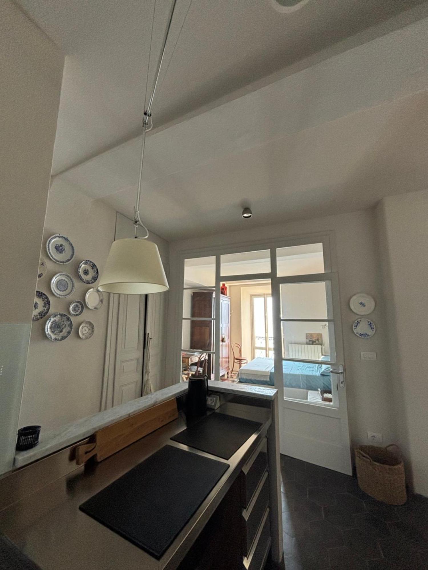 Varenna Caffe Apartment Екстериор снимка